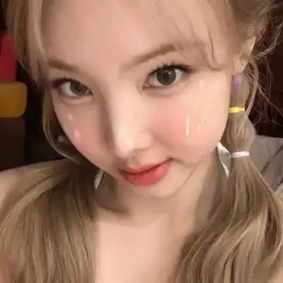 闻皎月